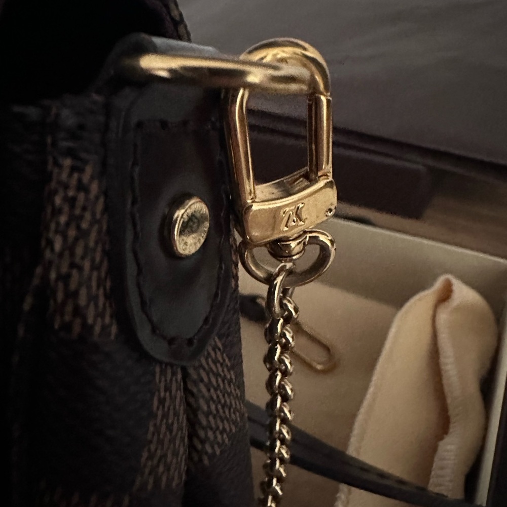 Louis Vuitton Favorite PM Damier - Picture 5 of 10